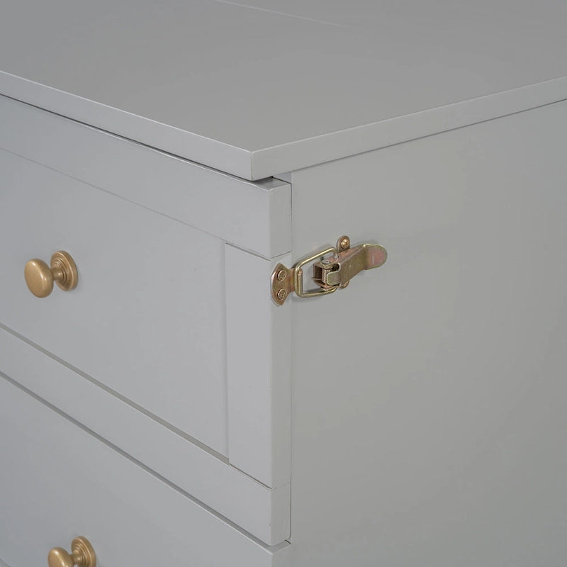 Letto a scomparsa grigio a grandezza naturale con cassetti portaoggetti versatili e design a trama in rattan