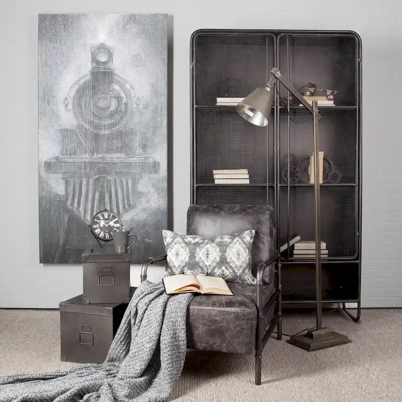 Vetrina in metallo marrone scuro con ante in rete – 110 cm L x 189 cm H