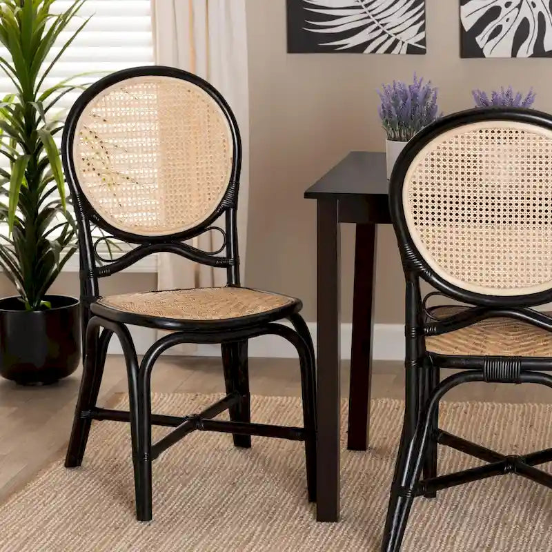 Sedia da pranzo artigianale Mid-Century Modern in rattan – Nera e Marrone Naturale