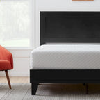 Letto a piattaforma classico in legno con elegante testiera – Diverse misure