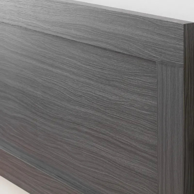 Letto a piattaforma classico in legno con elegante testiera – Diverse misure