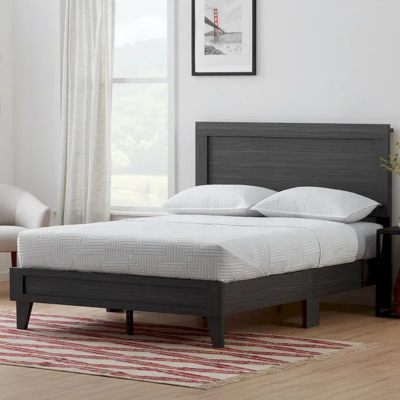 Letto a piattaforma classico in legno con elegante testiera – Diverse misure